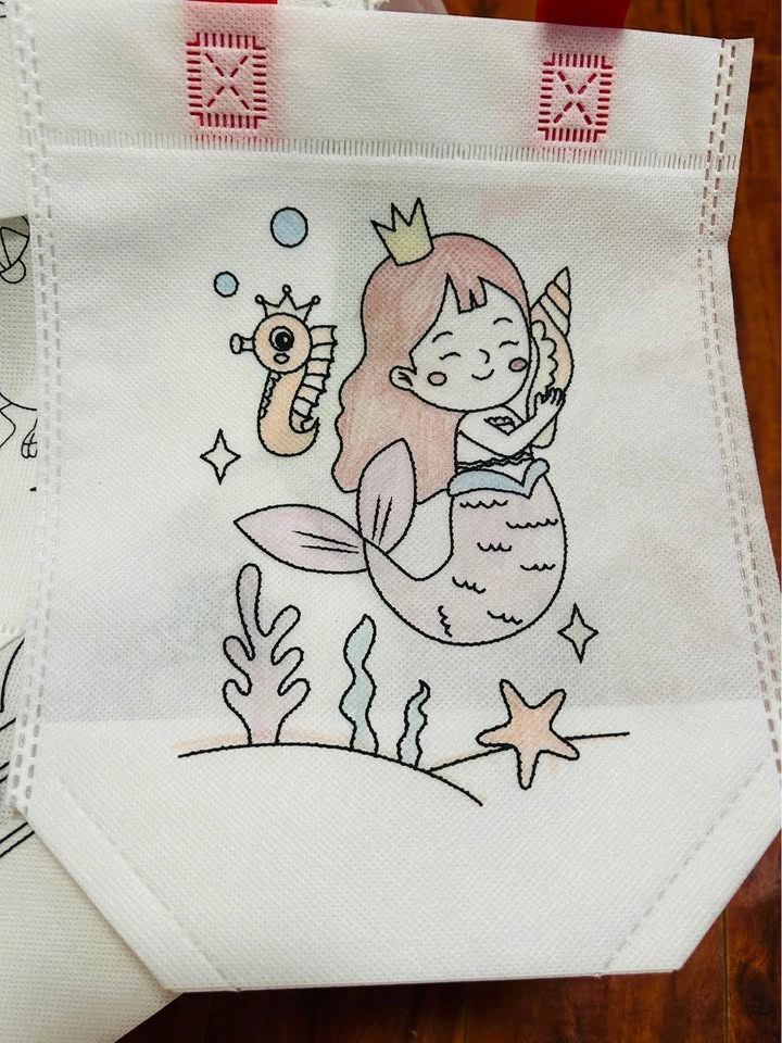 DIY Coloring Goodie Bags - 2 for $1 - Brand new - photo 2