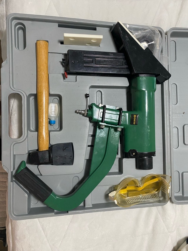 Hardwood Floor Nailer