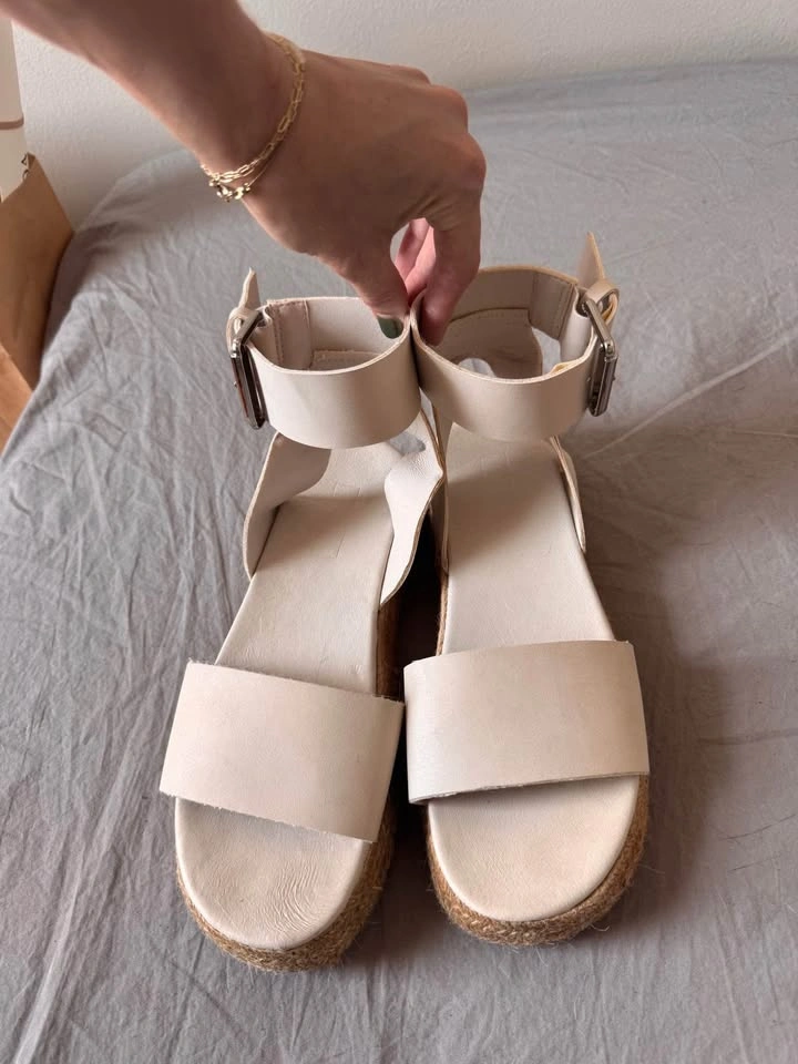 Topshop cream sandals US W7.5