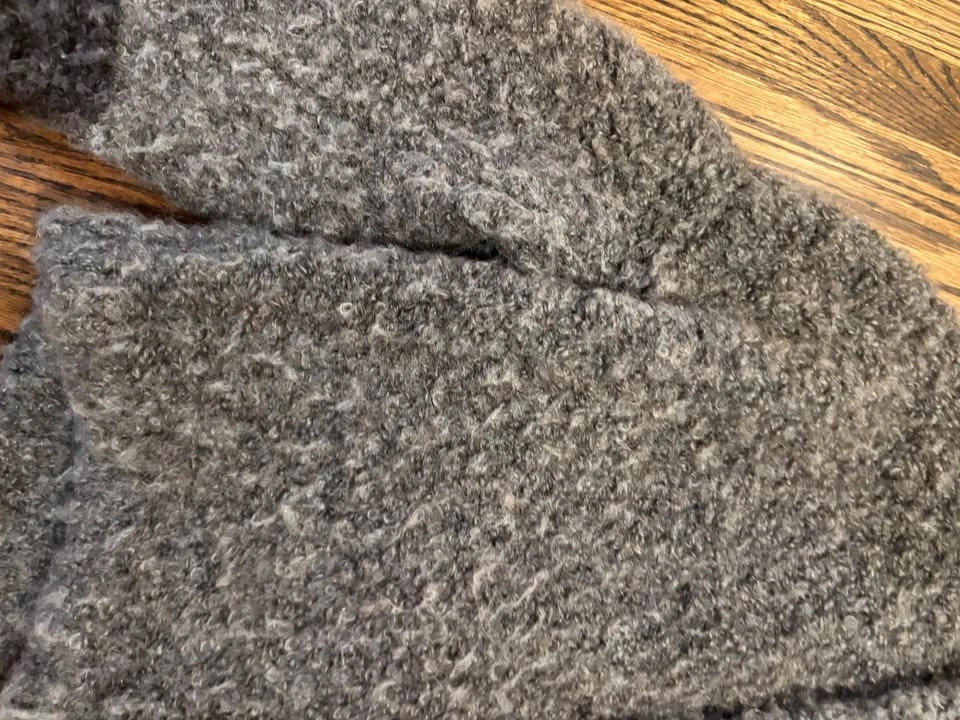 D.exterior sweater - photo 4