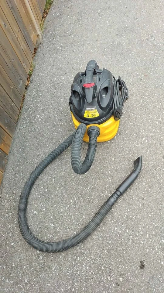 Shop-Vac Wet/Dry Vacuum - photo 4