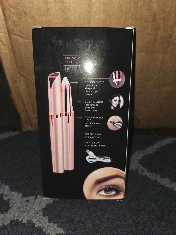 Eyebrow Trimmer (Brand New) - photo 2