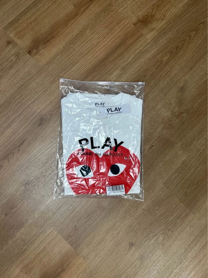 CDG T-shirt - photo 3
