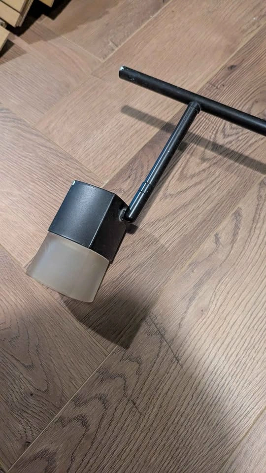 Bathroom vanity light - photo 2
