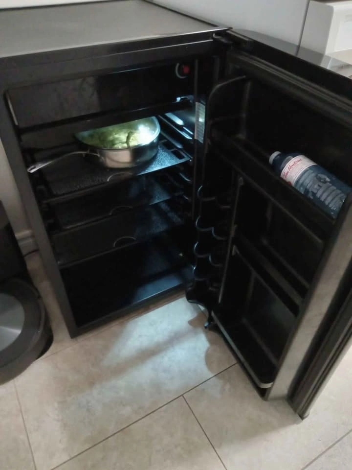 Mini fridge - photo 2