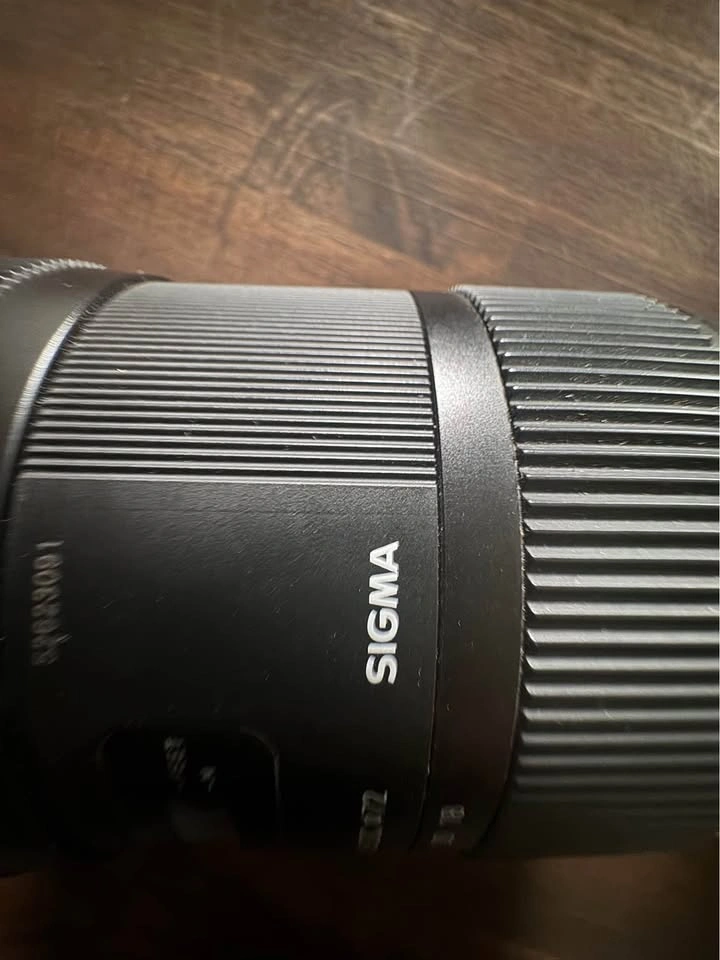 Panasonic GH4 4K Camera + Sigma 18-35mm f/1.8 + Metabones Kit - photo 2