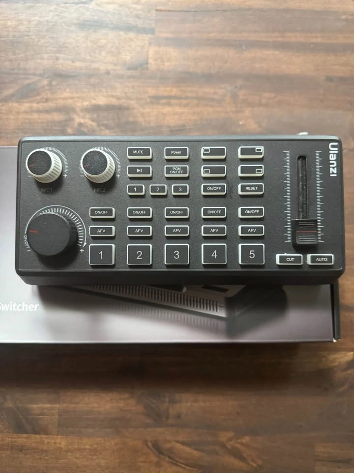 Ulanzi DD02 HD Live Stream Video Switcher - photo 5