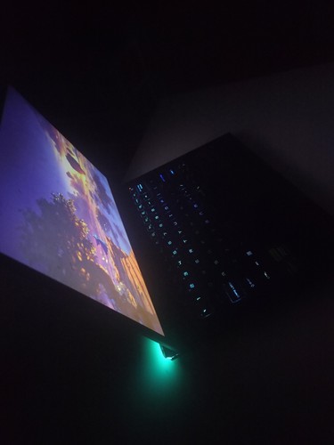 MSI Stealth 14 Studio A13V - photo 2