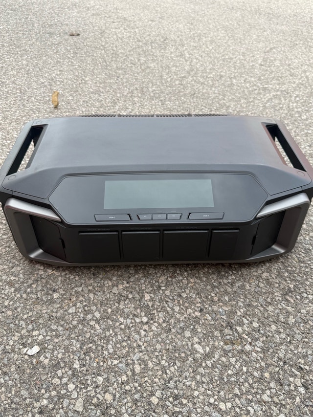 EcoFlow DELTA Pro Ultra Inverter – For Parts / Repair - photo 2