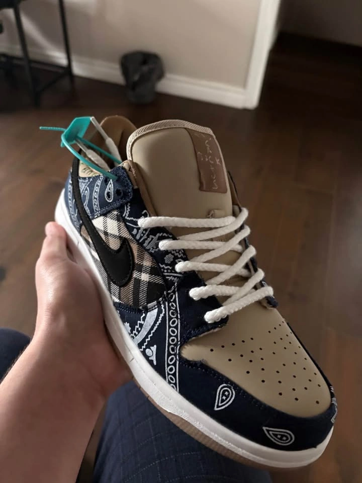 Nike SB Dunk Low Travis Scott Cactus Jack - photo 5