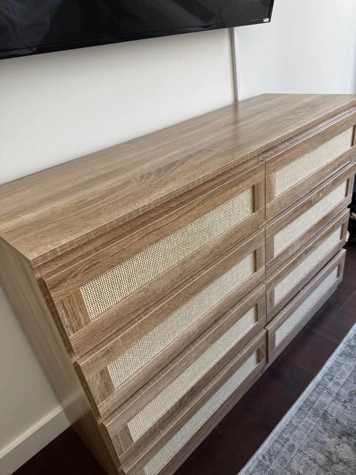 8-Drawer Dresser with Rattan Inlay - photo 2