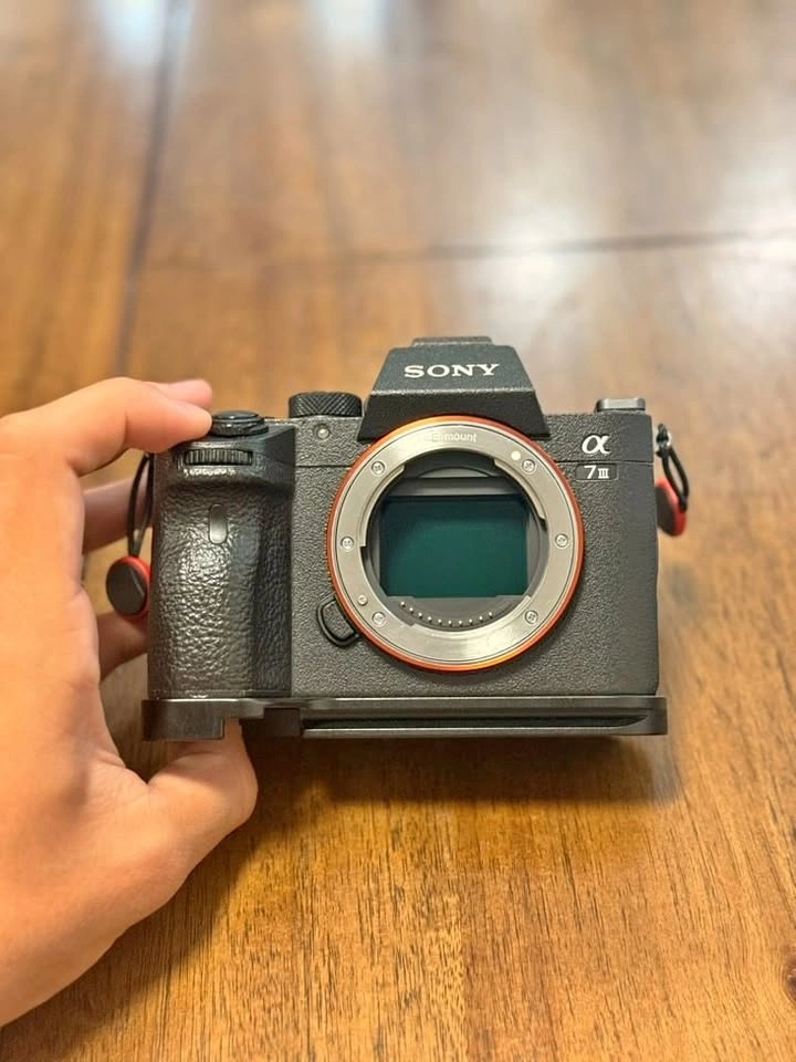 Sony A73 Alpha 7 III Camera Combo Kit