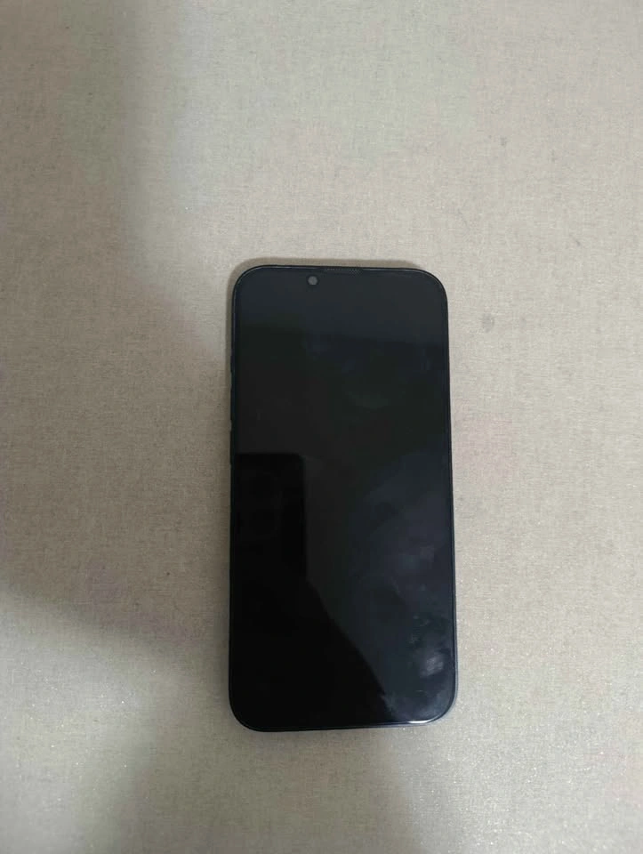Apple iPhone 13 - photo 2