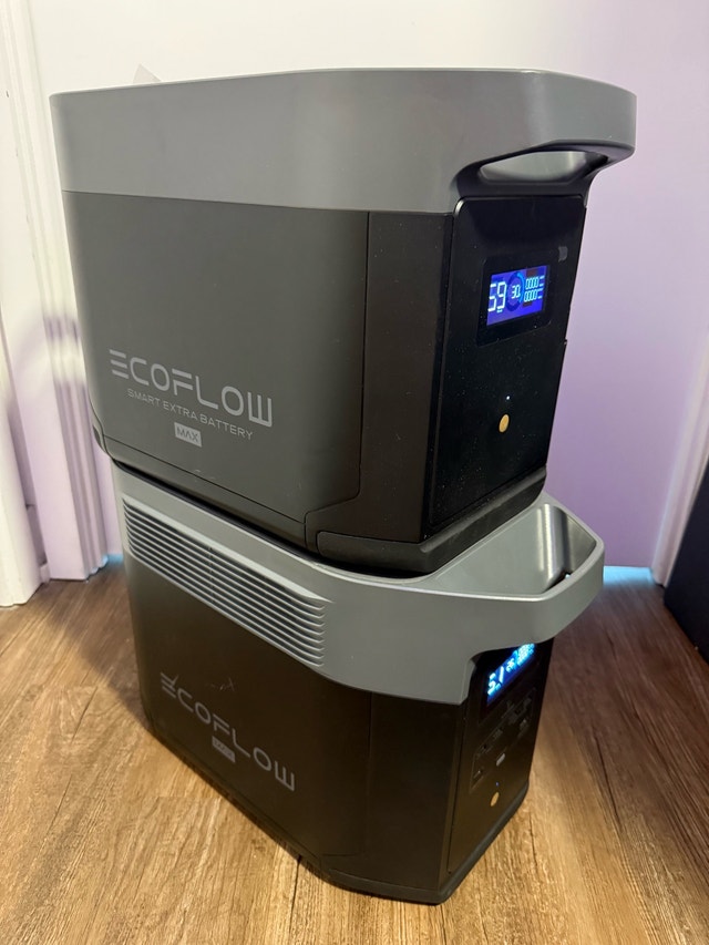 EcoFlow DELTA Max 2000 and Smart Extra Battery