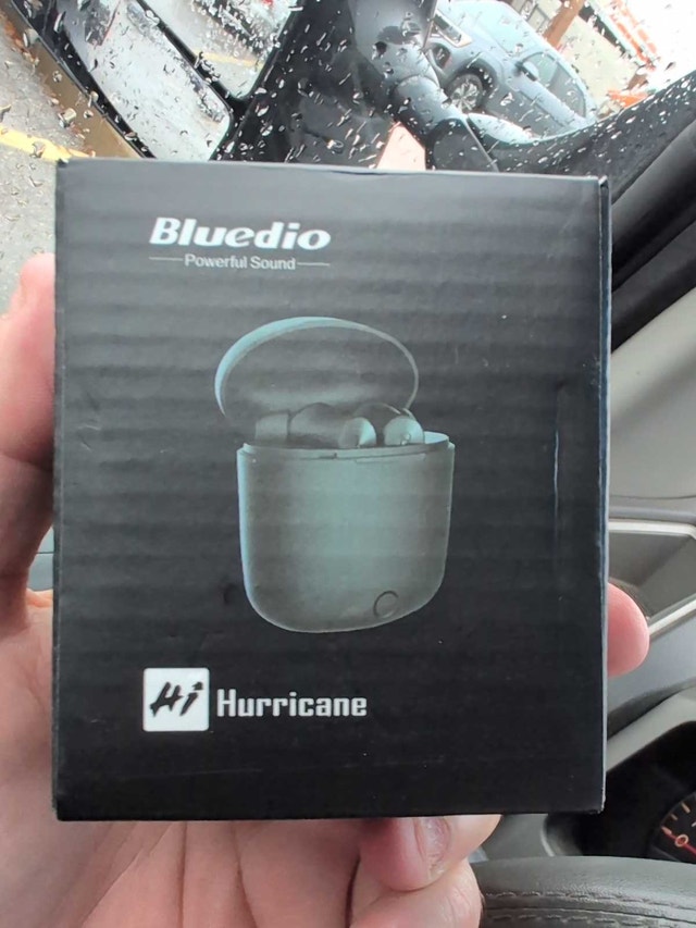 Bluedio Hurricane earbuds brand new in box