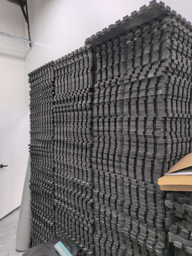 Commercial/dance/tumbling black foam tiles 3/4 inch 2x2 ft