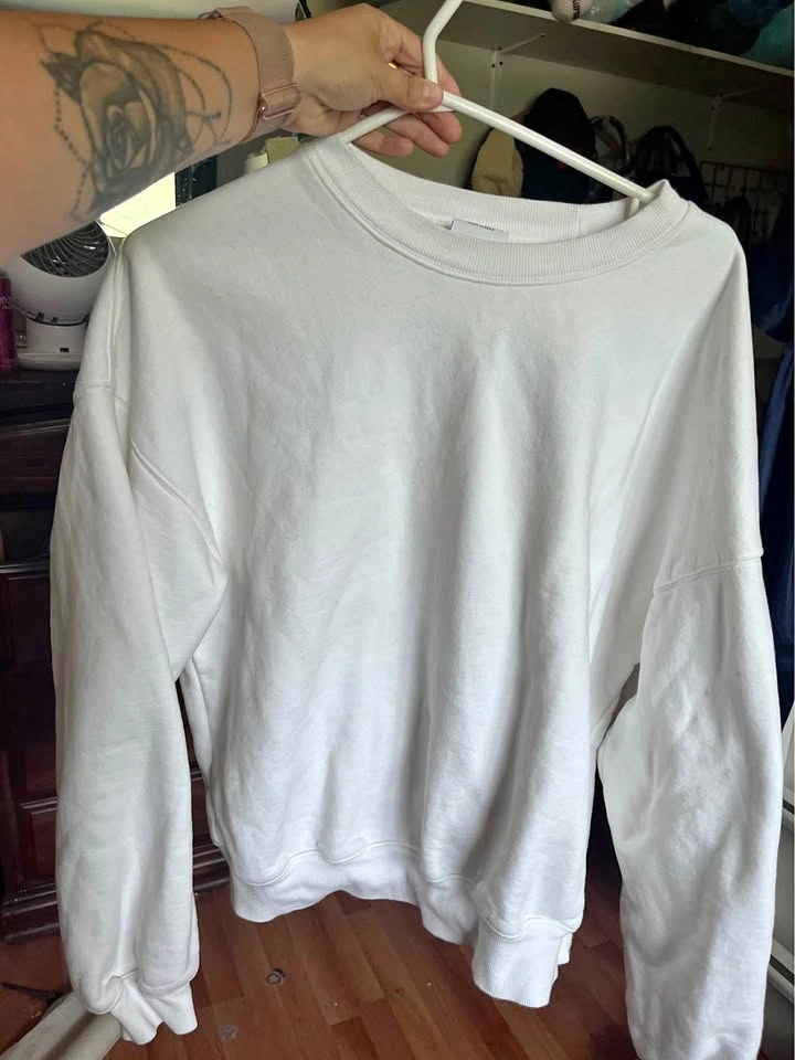 Aritzia sweat fleece white crew