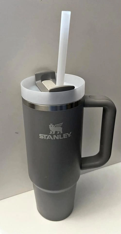 Stanley Tumbler 30 Oz