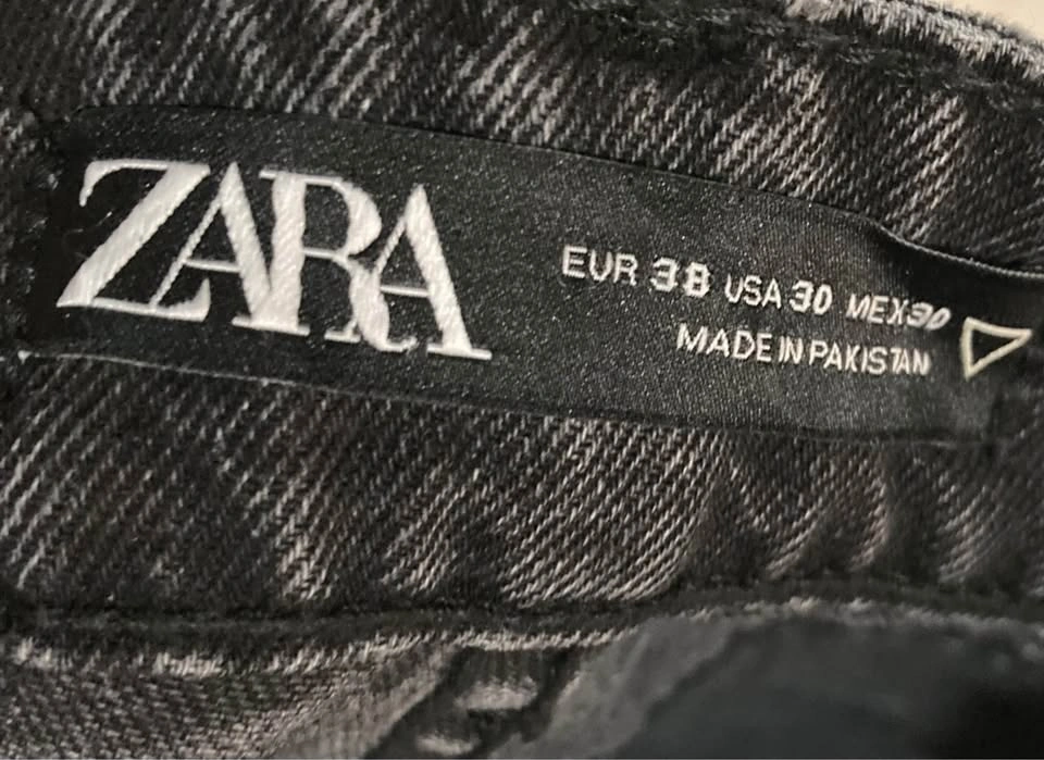 Zara DNWR Jeans - Faded Black Straight Fit - Unisex W30 - photo 3