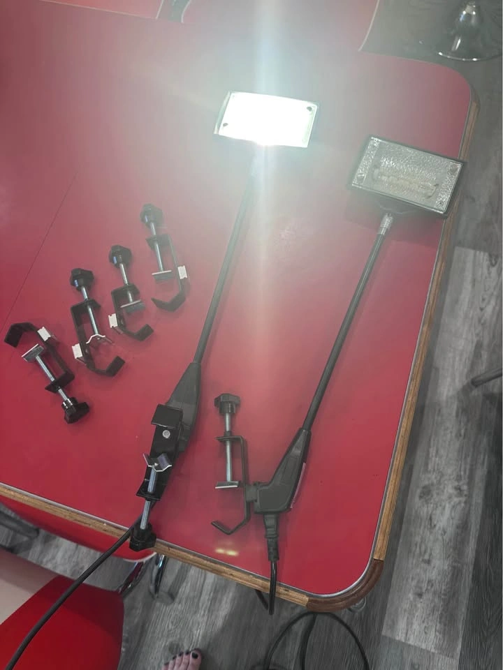 2 Intertek halogen lights - photo 3