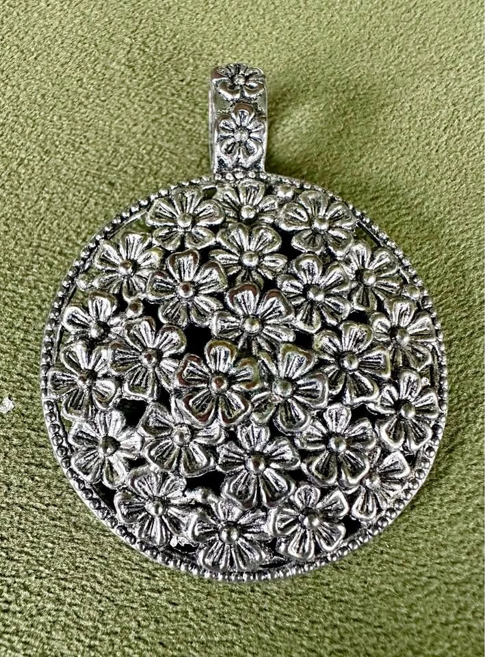 Flower Necklace pendant