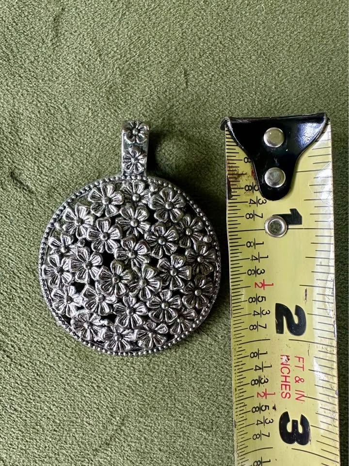 Flower Necklace pendant - photo 4