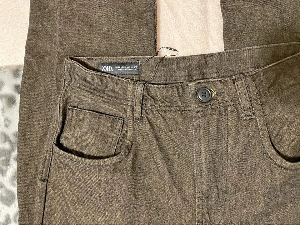 Zara jeans - Straight Fit - men W30 size - Brand New