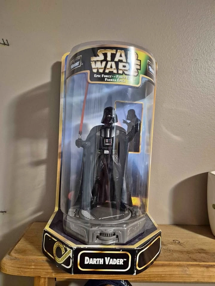 Kenner Darth Vader figure