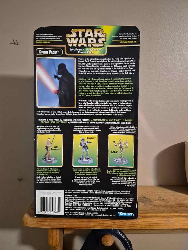 Kenner Darth Vader figure - photo 2