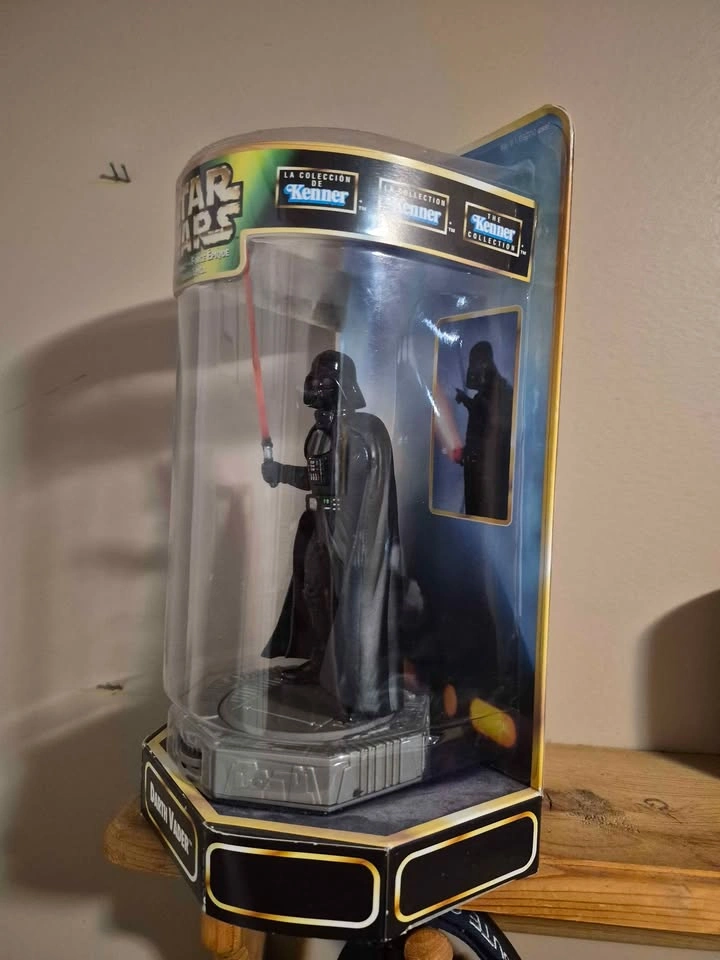 Kenner Darth Vader figure - photo 4