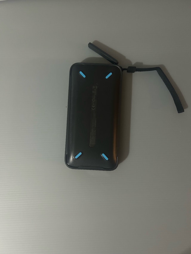 Anker PowerCore Solar 20000 - photo 2