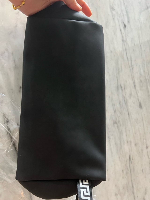 New Authentic Versace pouch - photo 2
