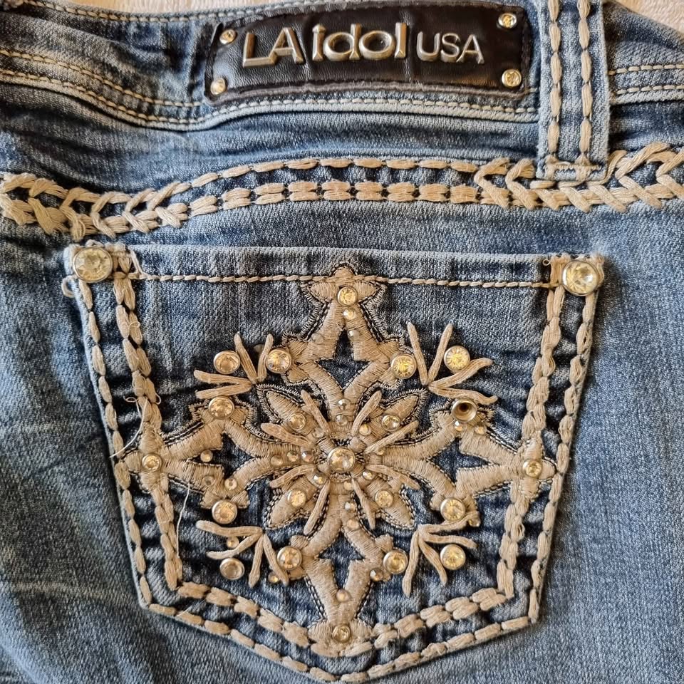 LA Idol Rhinestone Jeans like new Ladies Size 14 - photo 2