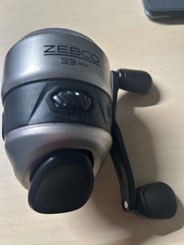 Zebco 33 Max Spincast Fishing Reel
