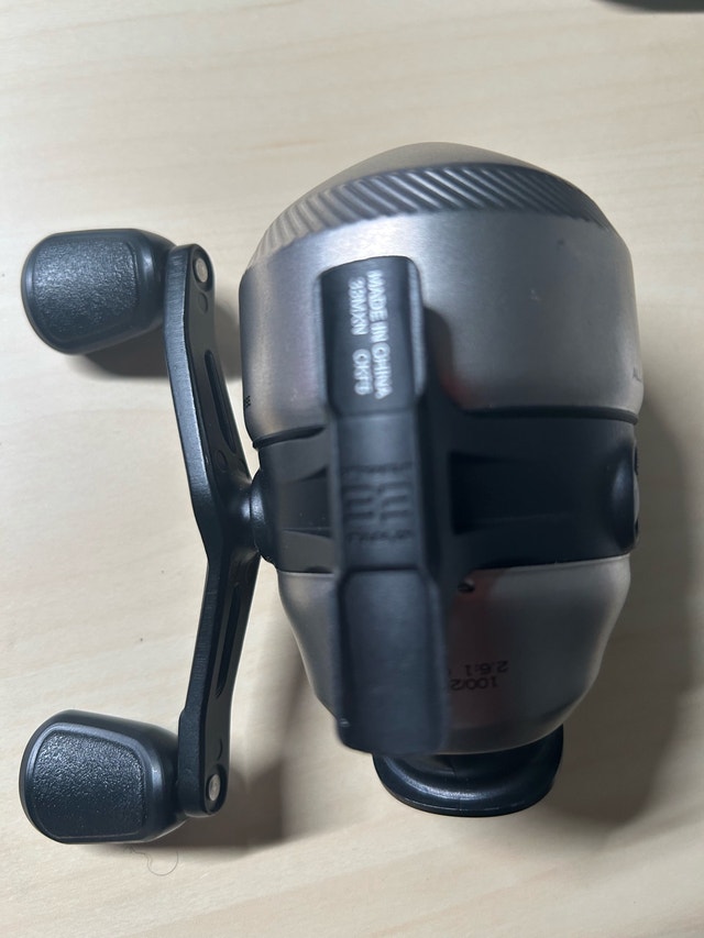 Zebco 33 Max Spincast Fishing Reel - photo 2