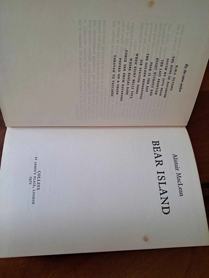 Bear Island - Alistair MacLean, 1971, First Edition Hardcover - photo 3