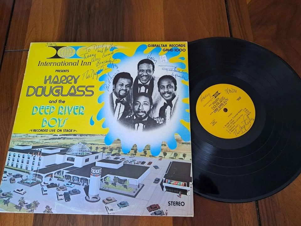 Harry Douglas and the Deep River Boys Signed Record - photo 2