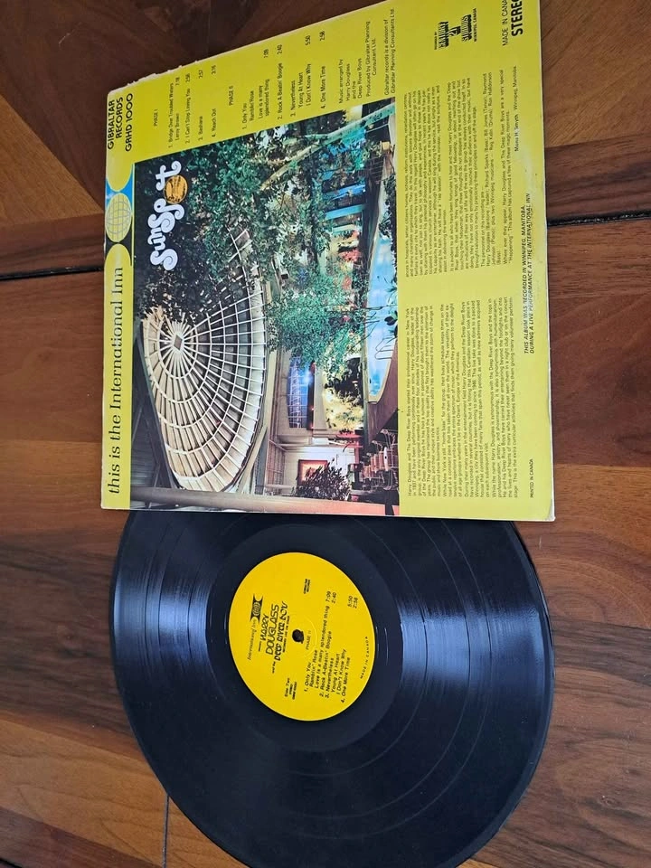 Harry Douglas and the Deep River Boys Signed Record - photo 5