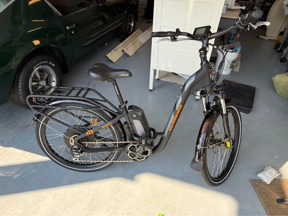 Rad City Step thru E-bike 150km