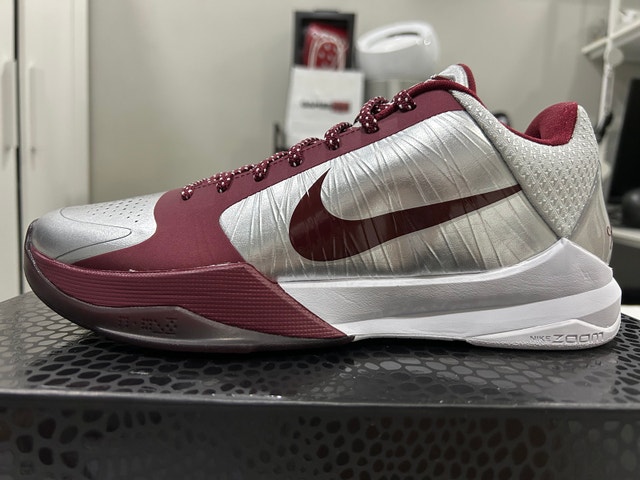 Nike Kobe 5 Protro “Lower Merion Aces” - photo 2