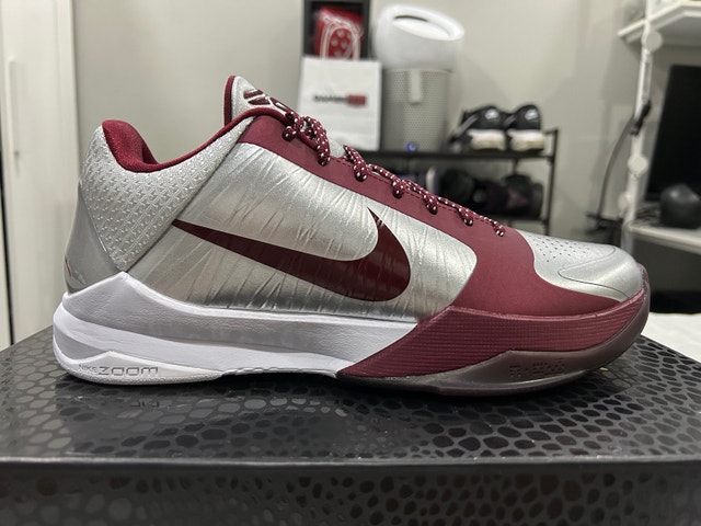 Nike Kobe 5 Protro “Lower Merion Aces” - photo 4