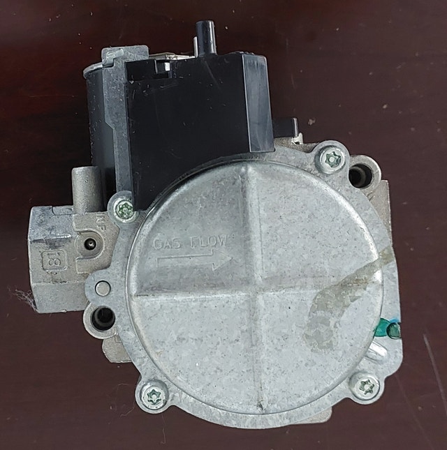 Gas Valve Specifications– White-Rodgers 36G24 (Type 206 ) GCV029 - photo 2