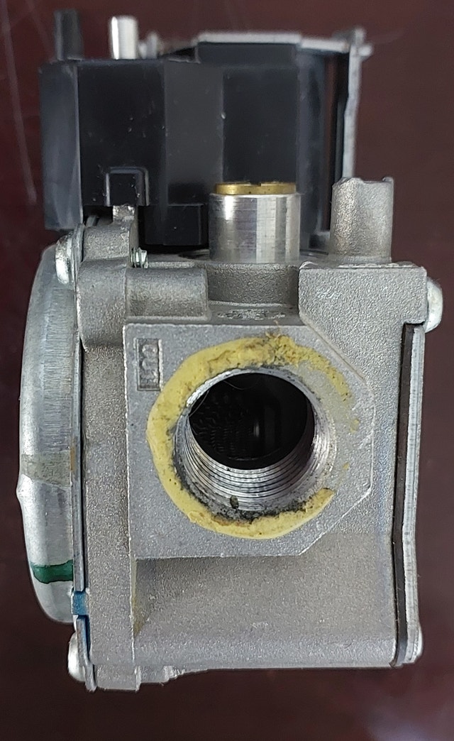 Gas Valve Specifications– White-Rodgers 36G24 (Type 206 ) GCV029 - photo 4