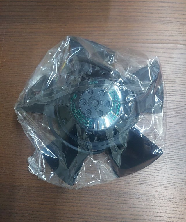 A2E200-AH38-15 ebm-papst Axial Fan Motor – 230V | 2900 RPM