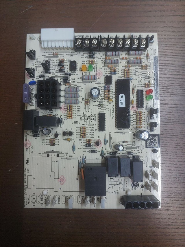 HSCI 244822 Furnace Control Board | 1170-83-25A - F74LN