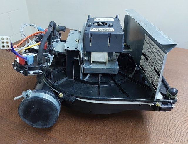 GE / REGAL-BELOIT ECM Motor – Model 5SME44JG2006D - M130 - photo 2