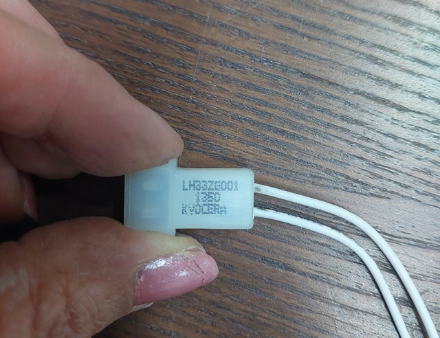 Kyocera LH33ZG001 Silicon Nitride Hot Surface Ignitor – 120V - photo 3