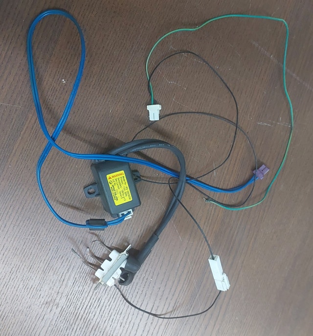 Microwave High-Voltage Transformer – Model IP06-305/NWCW - photo 4