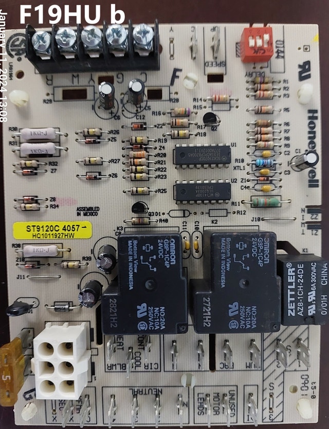 Honeywell ST9120C 4057 Control Board