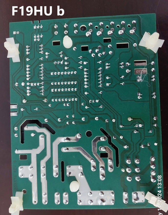 Honeywell ST9120C 4057 Control Board - photo 2